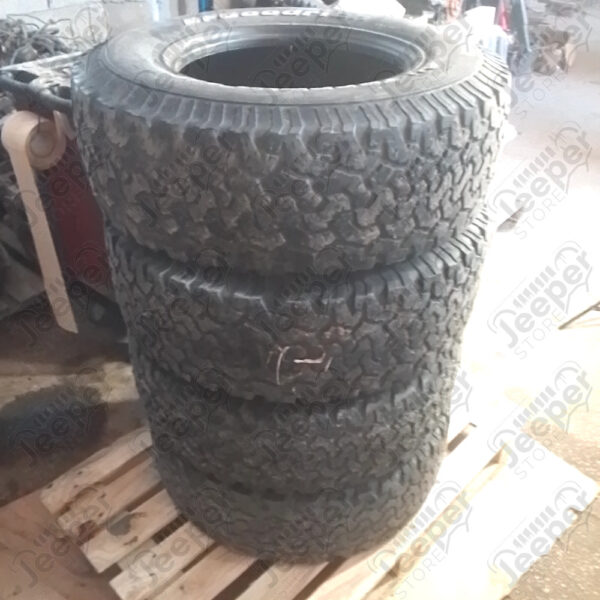 Set of 4 BF Goodrich all terrain KO 285/70R17 tires / wear – Image 2