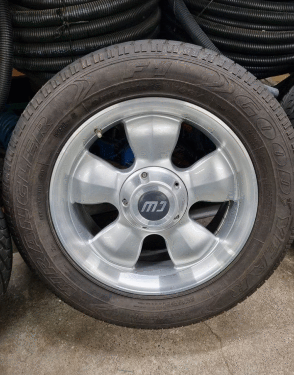 pneus+jantes de jeep Cherokee zj xj – Image 2