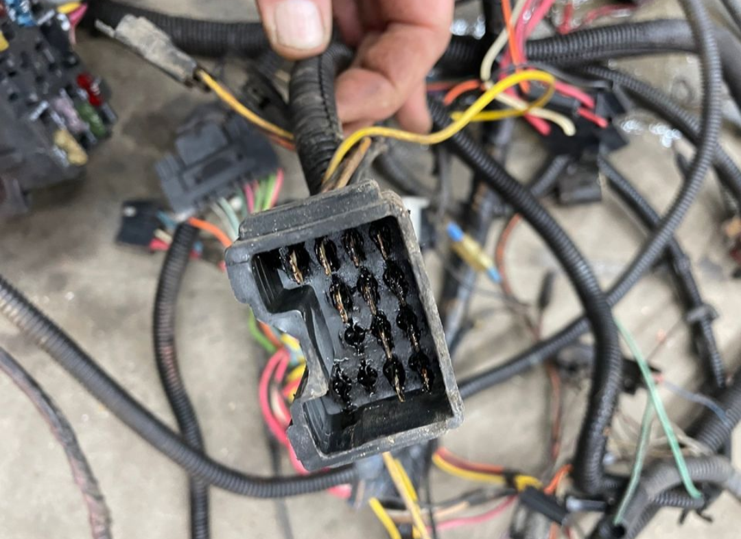 Faisceau de câblage complet pour Jeep CJ7 4.2L construit en 1979