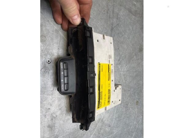 Toyota Land Cruiser (J12) 3.0 D-4D 16V Affichage intérieur – Image 3