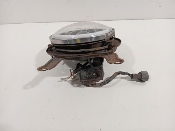 Phare droit de nissan patrol – Image 4