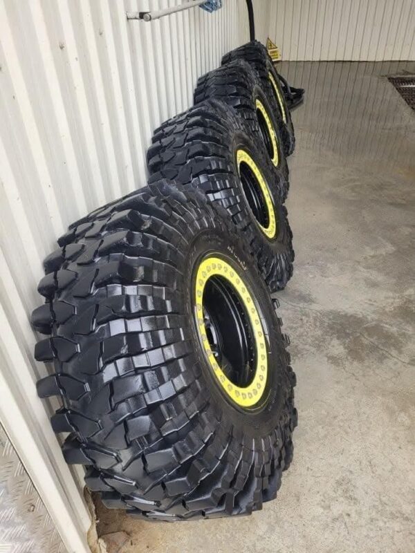 pneus Maxxis trepador + Jantes Beadlock 
38.5 x 12.5 R16 – Image 4