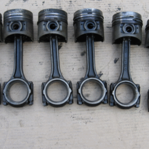 Pistons et bielles Nissan Patrol K160 K260 3.3 83mm nominal