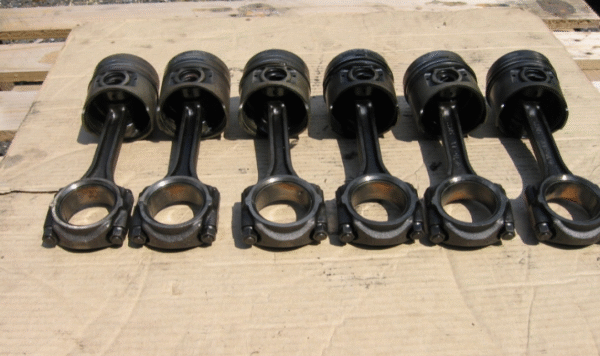 Pistons et bielles Nissan Patrol K160 K260 3.3 83mm nominal – Image 3
