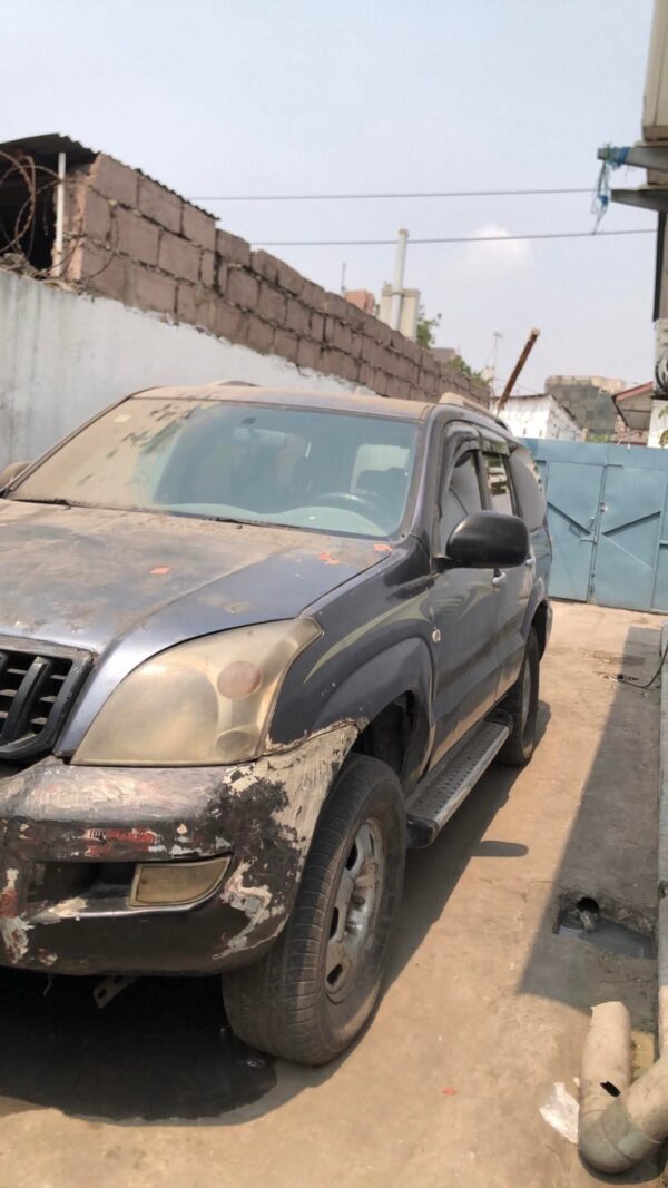 En vente pour pièces détachées 2006 Prado Gx 2006
Prado Gx, diesel, manuelle. Moteur 5L