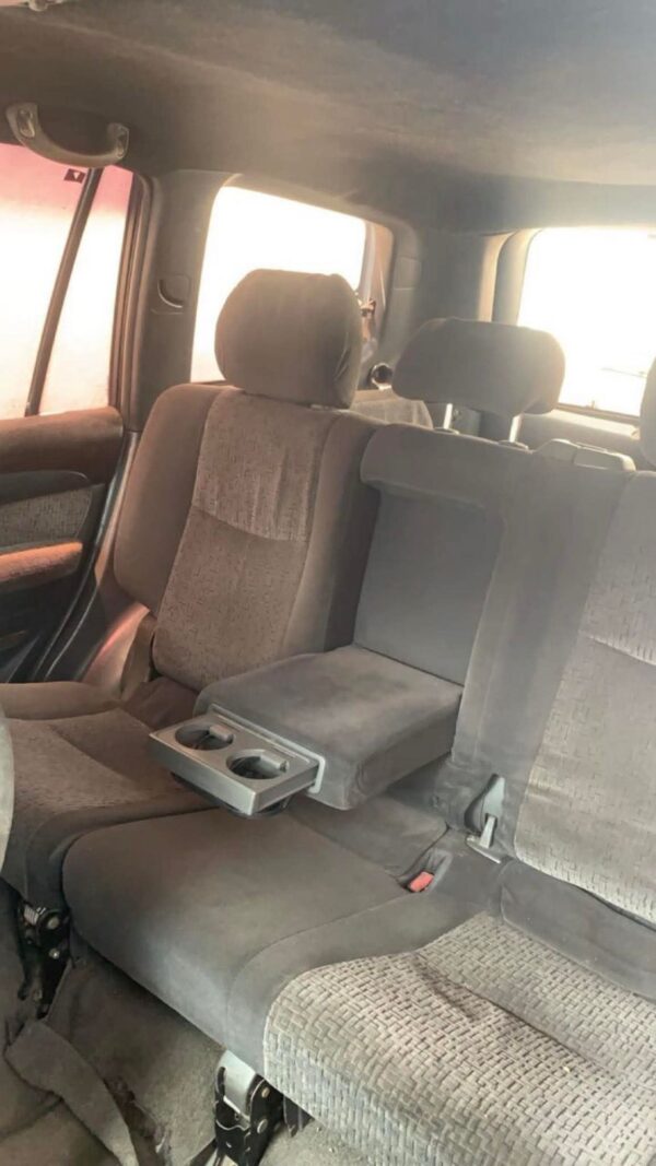 En vente pour pièces détachées 2006 Prado Gx 2006
Prado Gx, diesel, manuelle. Moteur 5L – Image 2