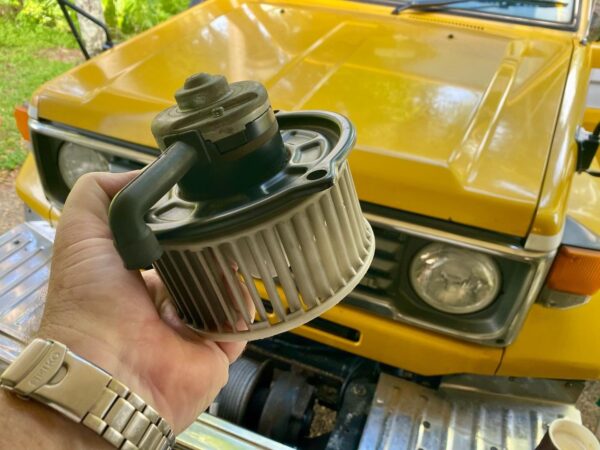Moteur de chauffage SUZUKI VITARA (ET, TA, TD) 1.6 i 16V All-wheel Drive (ET, TA02, SE416) SUZUKI: 162500-5110 , SUZUKI – Image 2