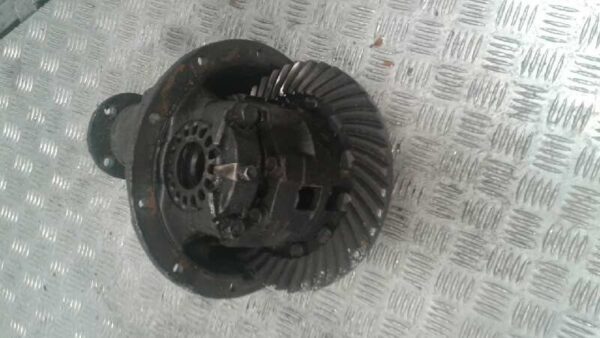 Pont arrière TOYOTA LAND CRUISER (_J7_, _JL7_) 2.4 TD (LJ70) – Image 3