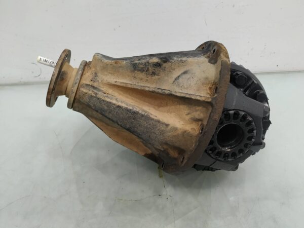 Pont arrière TOYOTA LAND CRUISER 90 (_J9_) 3.0 TD (KZJ90_, KZJ95_, KZJ90R, KZJ95R, KZJ90W, KZJ95W) – Image 6