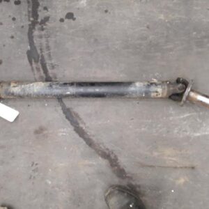 Arbre de transmission d'un Nissan Terrano