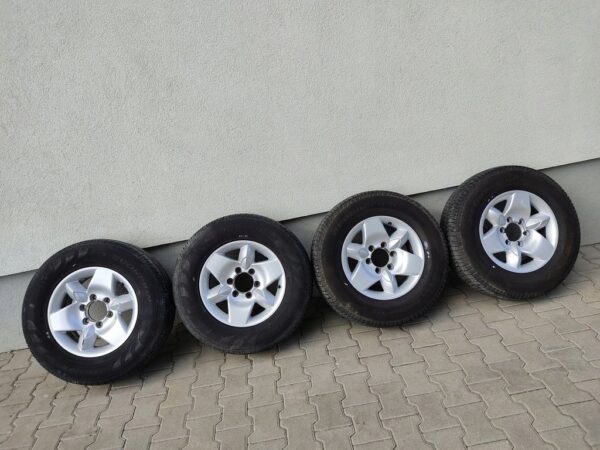 jantes aluminium 16 NISSAN TERRANO II 6x139.7 7J ET25