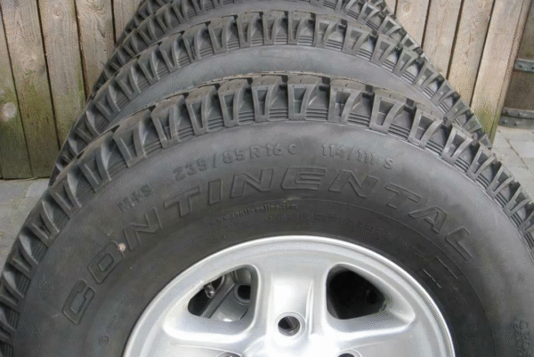 LAND ROVER Defender - Jantes BOOST Original avec pneus NEUF – Image 2