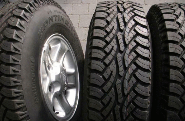 LAND ROVER Defender - Jantes BOOST Original avec pneus NEUF – Image 12