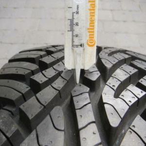 LAND ROVER Defender - Jantes BOOST Original avec pneus NEUF